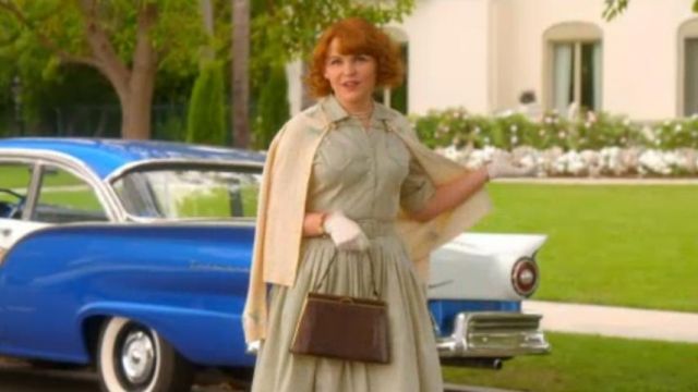 Longue robe verte porté par Beth Ann Stanton (Ginnifer Goodwin) dans lesquelles les Femmes Tuent (S01E01)