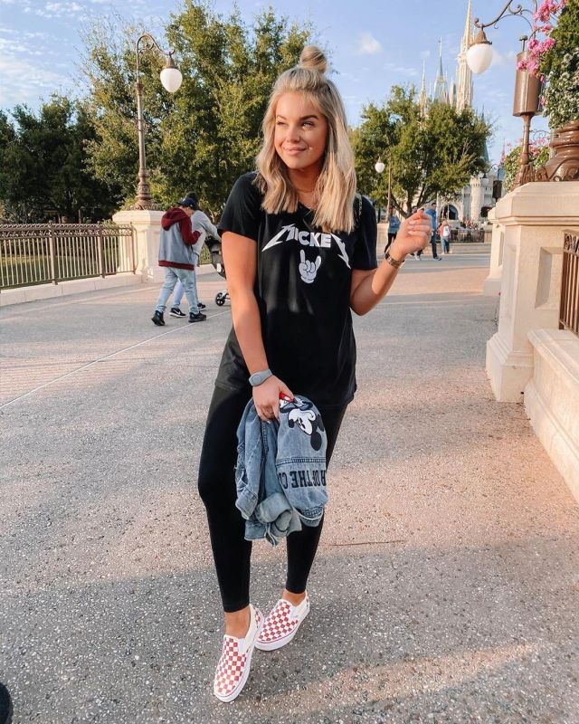 Vans Check Slip-On Sneak­ers of Maddie Potter Duff on the Instagram account @ottestyle