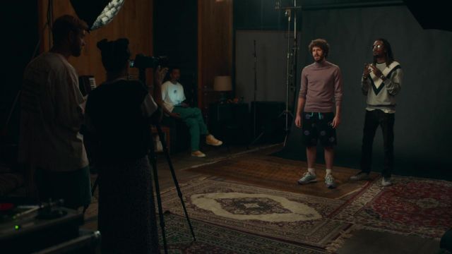 Nike ONT UNE NIKE JOUR shorts portés par Dave (Lil Dicky) Dave (S01E05)