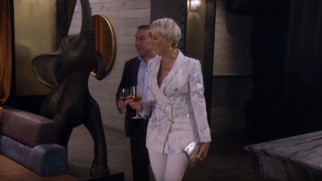 Double Breasted Oversized Blazer worn by Dorinda Medley in The Real Housewives of New York City Season 12 Episode 1