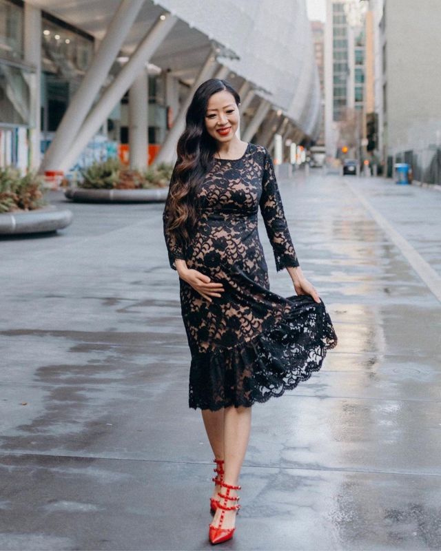 Hem Lace Dress Black of Sasa on the Instagram account @shallwesasa