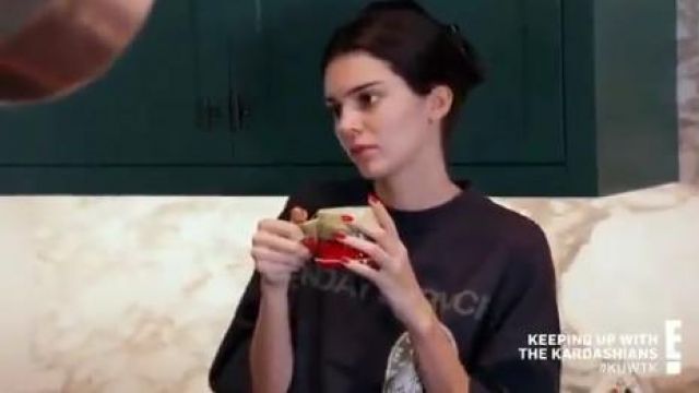 Black Print T-shirt worn by Kendall Jenner in Keeping Up with the Kardashians Season 18 Episode 2