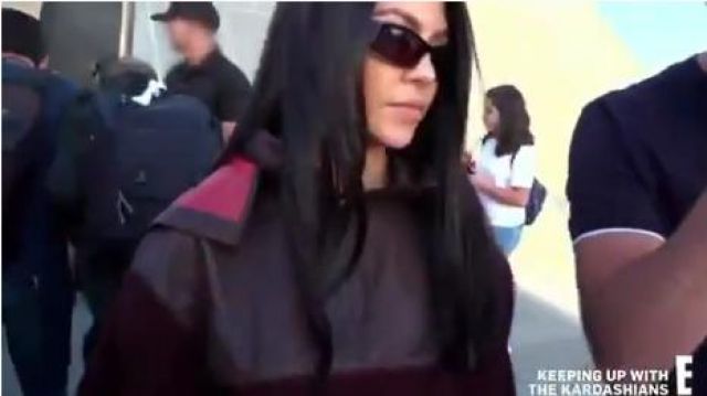 Bur­gundy Zip Sweater worn by Kourtney Kardashian in Keeping Up with the Kardashians Season 18 Episode 2