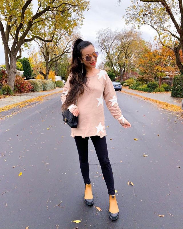 Amaryllis Star Sweater de Sasa en la cuenta de Instagram @shallwesasa