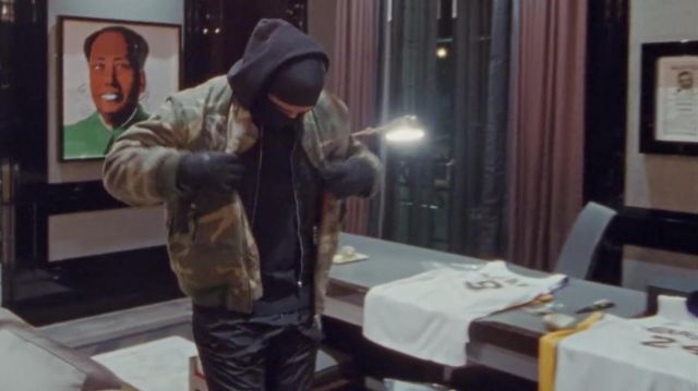 Raf Simons Camo blouson porté par Drake dans le Toosie faites Glisser la musique de la vidéo