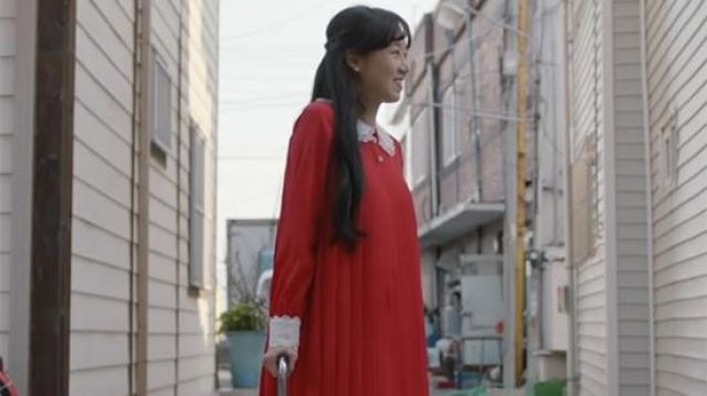Lace Col­lar Pleats Dress worn by Choi Hyang Mi (Son Dam-bi) in When the Camellia Blooms Episode 19