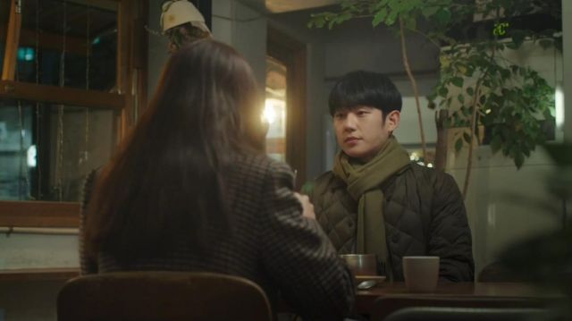 Green Quilt­ed Jack­et worn by Moon Ha Won (Jung Hae-in) in A Piece of Your Mind Season 1 Episode 2