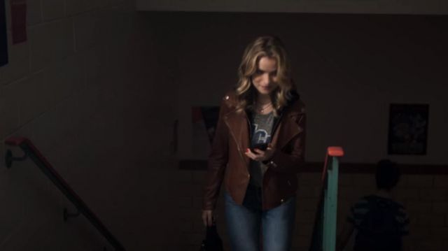 Brown leather jacket worn by Colette French (Willa Fitzgerald) in Dare Me (S01E01)