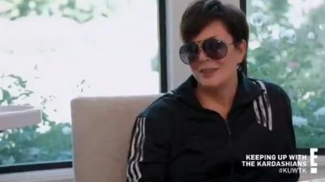 Avi­a­tor Sun­glass­es worn by Kris Jenner in Keeping Up with the Kardashians Season 18 Episode 3