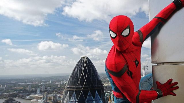 Le masque de Spider-Man de Peter Parker (Tom Holland) dans Spider-Man : Homecoming