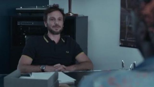 Fred Perry Polo Noir porté par Stéphane Cicheman (Dimitri Storoge) dans Validé Saison 1 Episode 2