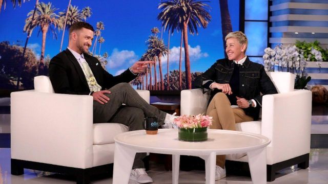 Fleur imprimer chemise de Jacquemus porté par Justin Timberlake Dans The Ellen DeGeneres Show le 11 Mars 2020
