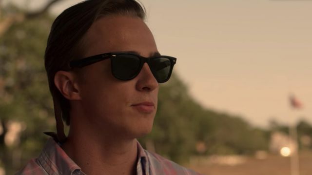 Gafas de sol Ray-Ban usadas por Rafe (Drew Starkey) como se ve en Outer Banks (S01E02)