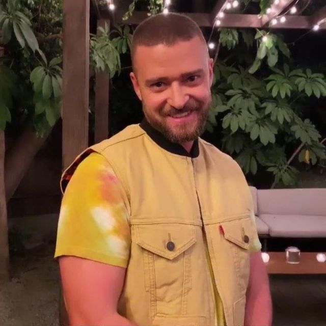 Justin Timberlake x Levi's de Feuilles Fraîches Réversible Camo Toile de Gilet porté par Justin Timberlake sur l'Instagram compte de @timberlakecommunity