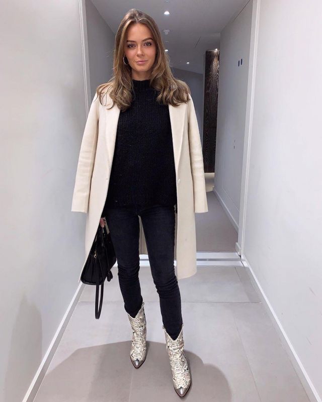 Leather West­ern Boots of Melissa on the Instagram account @melissatattam