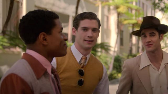 Yellow sleeveless cardigan worn by Rock Hudson (Jake Picking) in Hollywood (Season 1)