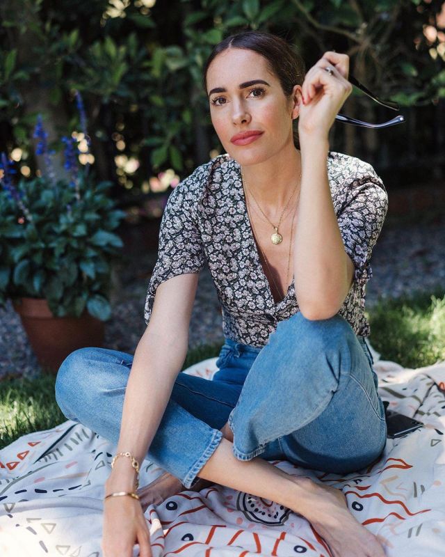 Denim Pantalon Bleu de Louise Roe sur l'Instagram account @louiseroe
