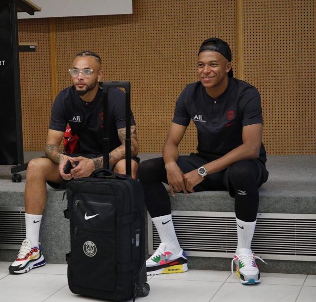 mbappe shoes air max