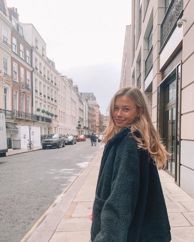 The oversize jacket in imitation sheep skin Black as worn by Ellie ...