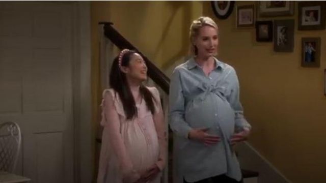 Seraphine Chambray Maternity Shirt worn by Mandy Baxter (Molly McCook) in Last Man Standing Season  8 Episode 20