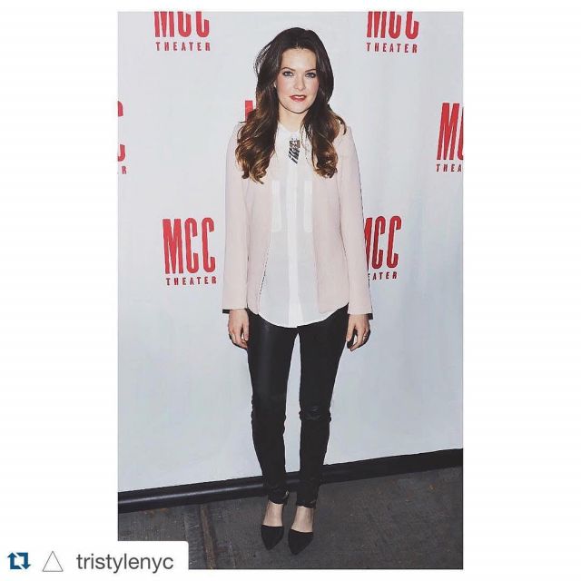 Blank NYC Faux Leather Skin­ny Pants worn by Meghann Fahy on her Instagram account @meghannfahy