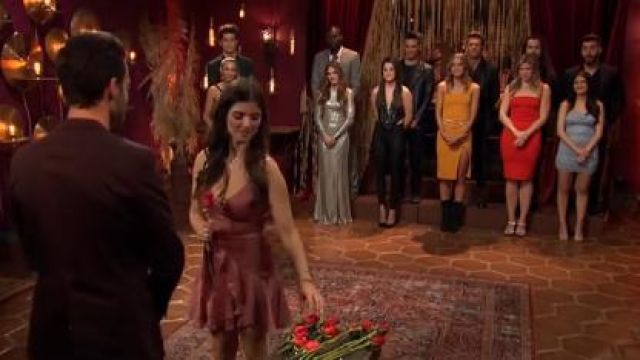 Pink Ruf­fled Dress worn by Jamie in The Bachelor Presents: Listen to Your Heart Season 1 Episode 3