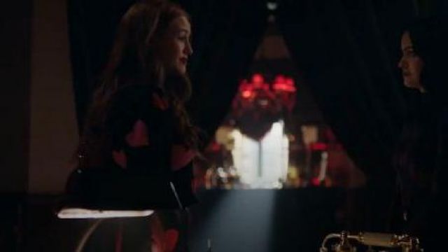 Sweater Black worn by Cheryl Blossom (Madelaine Petsch) in Riverdale Season 4 Episode  18