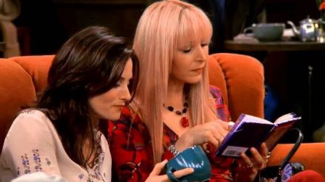 The Matcha green Tea of Phoebe Buffay (Lisa Kudrow) in Friends (S01E01)