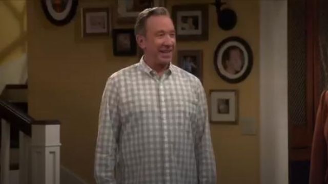 Secret de Lavage Shirt porté par Mike Baxter (Tim Allen) dans Last Man Standing Saison 8 Épisode 21