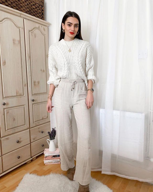 Wide Trousers of Patricia on the Instagram account @peexo