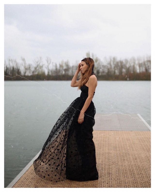 The strapless dress to star SheIn worn by Cindy on his account Instagram @boho_addict
