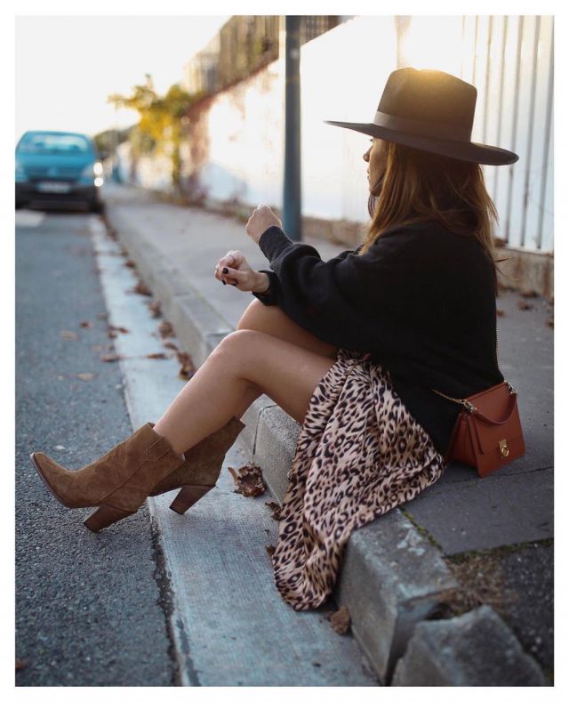 Les bot­tines en ci­gares Free Lance portées par Cindy sur son compte Instagram @boho_addict