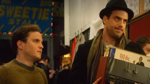 The Black Hat Of Luke Daniel Ings In Lovesick S02e03 Spotern