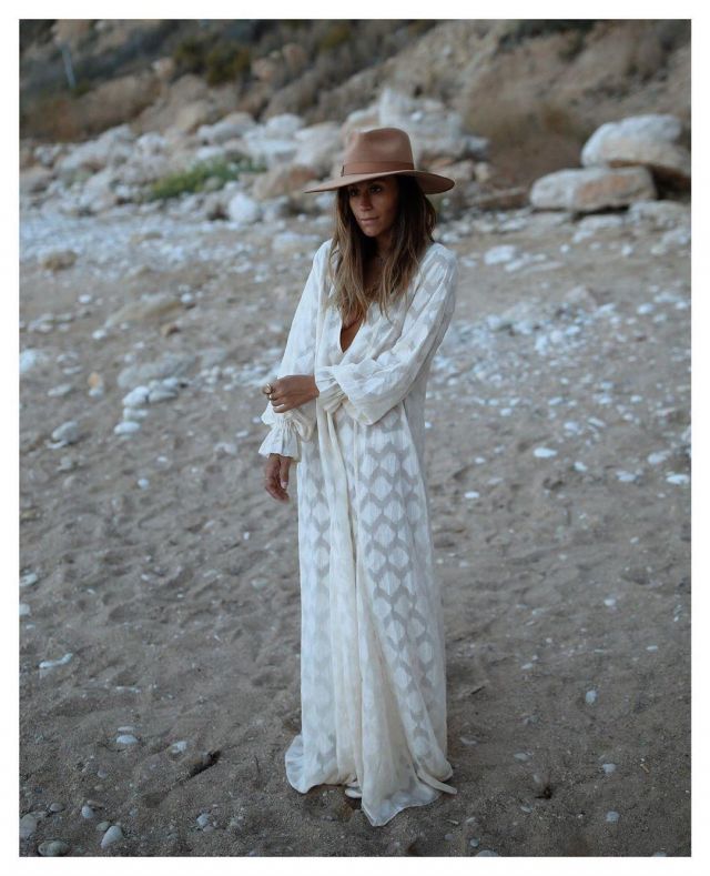 La robe longue Style Bo­hème à Car­reaux Dusty Daze de Cindy sur son compte Instagram @boho_addict