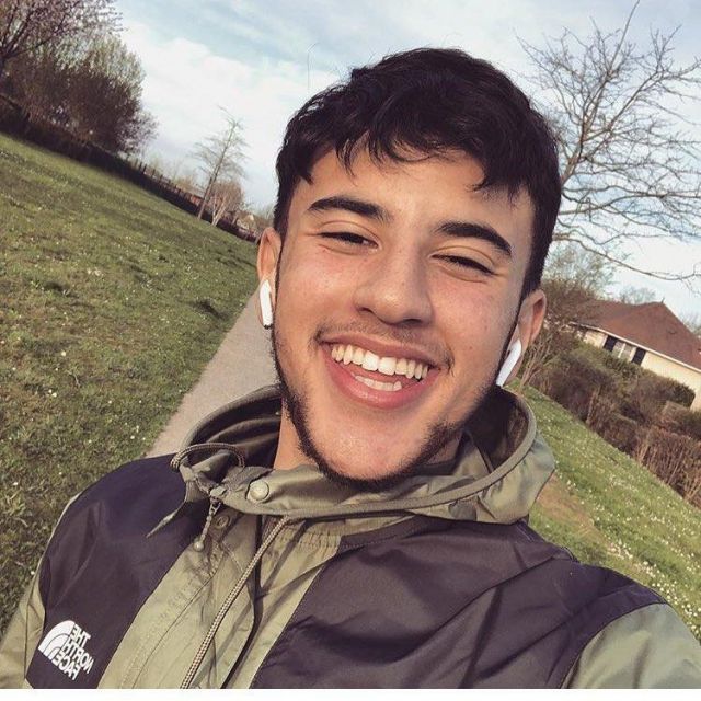 The jacket The North Face scope by Just Riadh on his account Instagram @just.riadh.fan