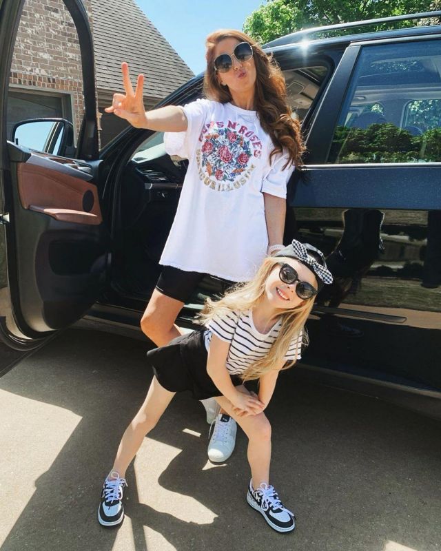 Bike Shorts of Tara Gibson on the Instagram account @themrsgibby