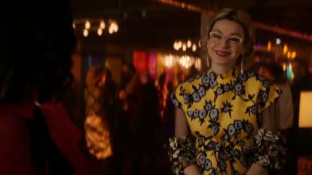 Yel­low Flo­ral Dress worn by Pepper Smith (Julia Chan) in Katy Keene Season 1 Episode 12