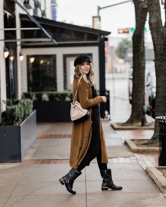 Vince Camuto Leather Mo­to Boot of Ashley Robertson on the Instagram account @ashleyrobertson
