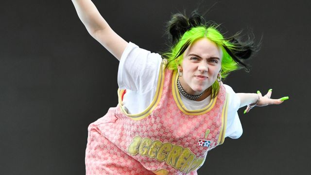 The whole style of basketball in pink worn by Billie Eilish at the ACL Festival in October 2013