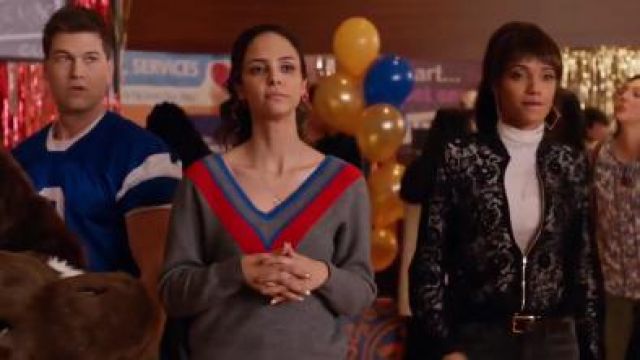 Gray V Neck Sweater worn by Zari Tomaz (Tala Ashe) in DC's Legends of Tomorrow Season 5 Episode 12