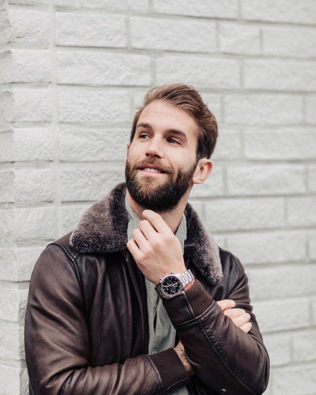 Hugo Boss Black Di­al Stain­less Watch worn by Andre Hamann on her Instagram account @andrehamann