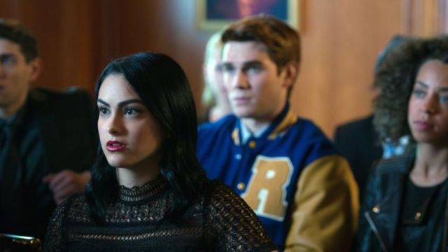 Black Lace Dress worn by Veronica Lodge (Camila Mendes) in Riverdale (S01E01)