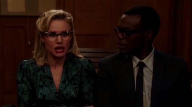 Glasses worn by Eleanor Shellstrop (Kristen Bell) in The Good Place (S02E10)