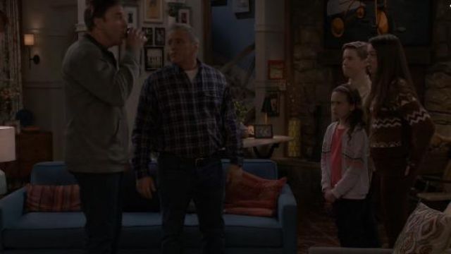 Al­paca-Blend Sweater worn by Kate Burns (Grace Kaufman) in Man with a Plan Season 4 Episode 9