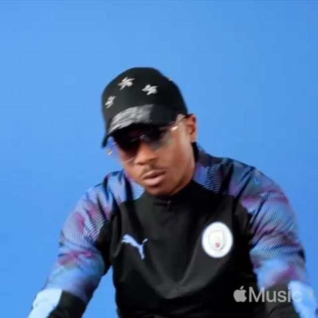 The Puma jersey Manchester City worn by Timal on his account Instagram @timalofficial 