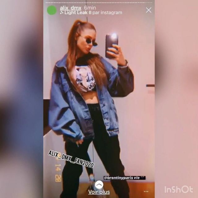Le jean similicuir porté par Alix Desmoineaux sur le compte Instagram de @alixnew.fr 