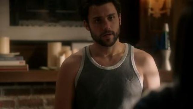 Gray Tank Top worn by Connor Walsh (Jack Falahee) in How to Get Away with Murder Season 6 Episode 15
