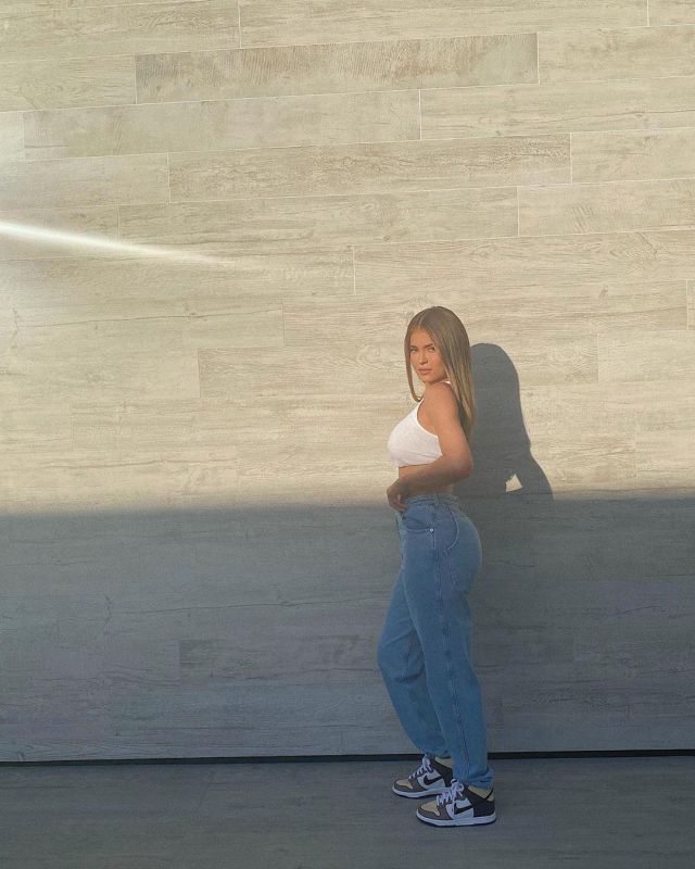 Eckhaus Latta Fad­ed High Rise Jeans worn by Kylie Jenner Instagram Pic May 16, 2020