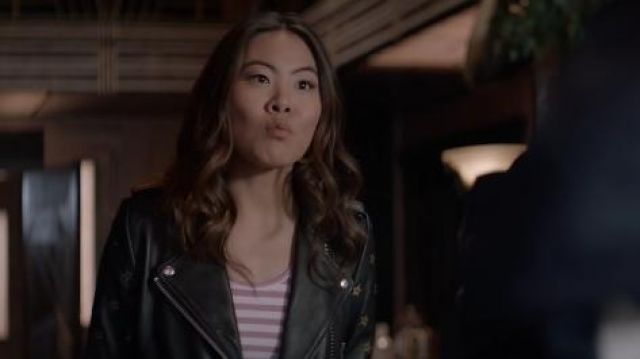Leather Em­broi­dered Star Jack­et worn by Mary Hamilton (Nicole Kang) in Batwoman Season 1 Episode 20