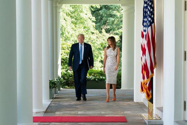 Jason Wu Collection Flo­ral Print Sleeve­less Dress worn by Melania Trump Rose Garden May 15, 2020